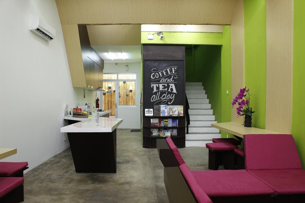 Teduh Hostel Kota Tua Jakarta Exterior foto